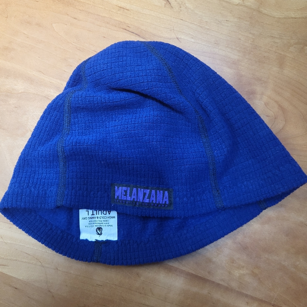 Melanzana unisex beanie
